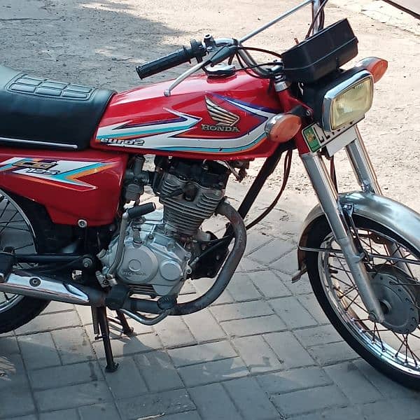 Honda 125 2016A model Golden nomber janiyan Honda 3