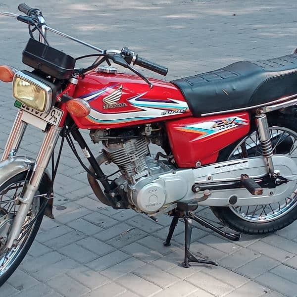 Honda 125 2016A model Golden nomber janiyan Honda 4