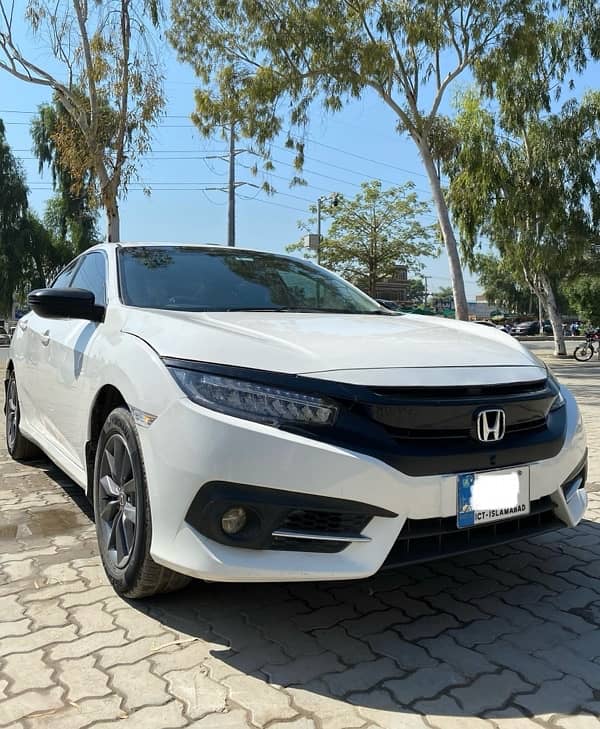 Honda Civic VTi Oriel Prosmatec 2021 1