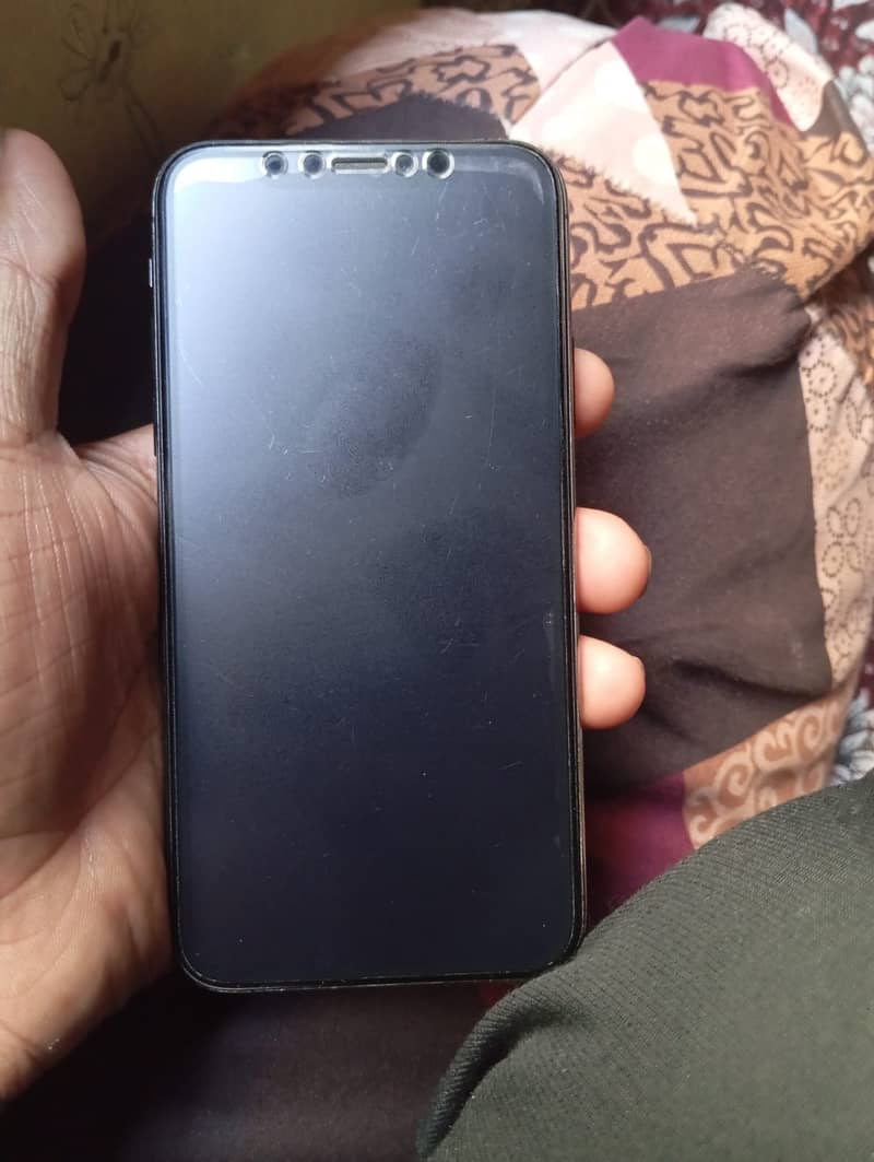 apple iphone xs black clour non pta 2