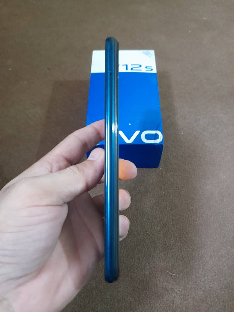 Vivo Y12s full box new Condition phone 9