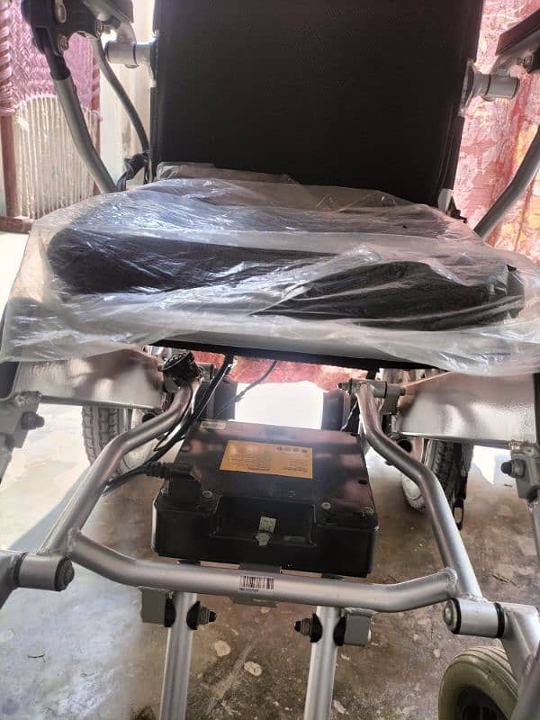 Electric 2 Wheel Chair Slightly Used For Sale 0