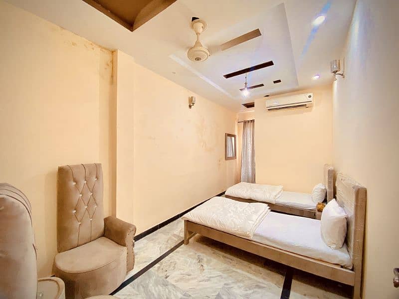 room available for guest house Islamabad 9