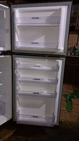 Dawlance refrigerator 1