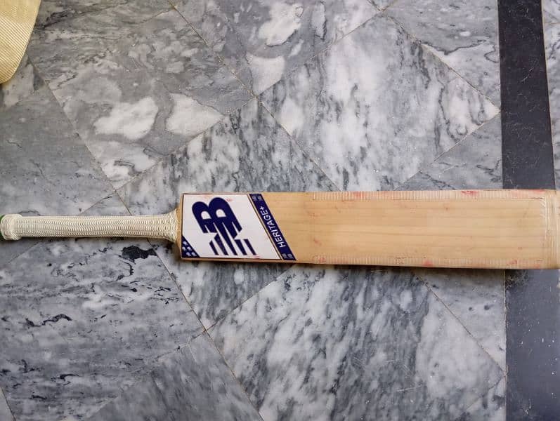 ENGLISH WILLOW CUSTOM EDITION BAT 0