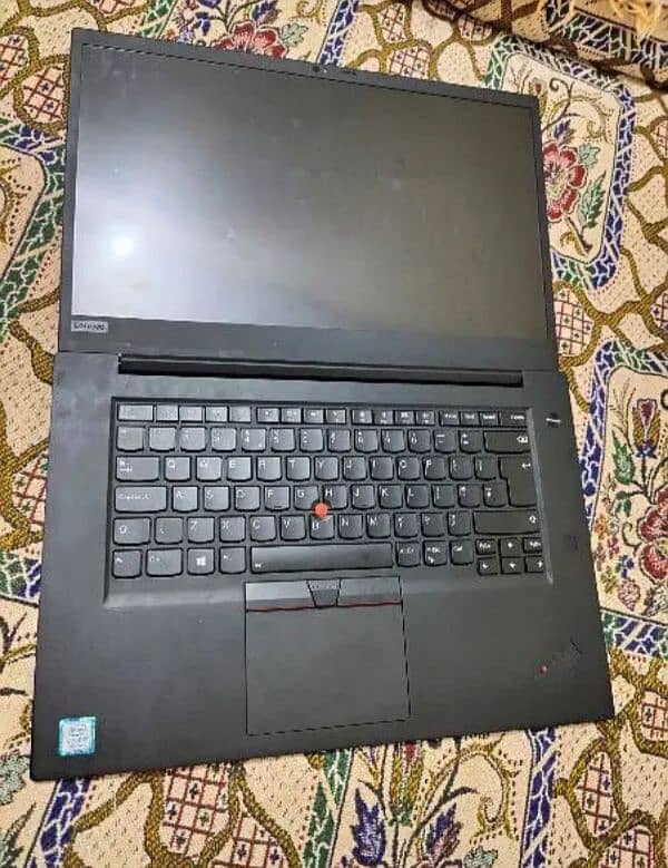 Lenovo ThinkPad X1 extreme 5