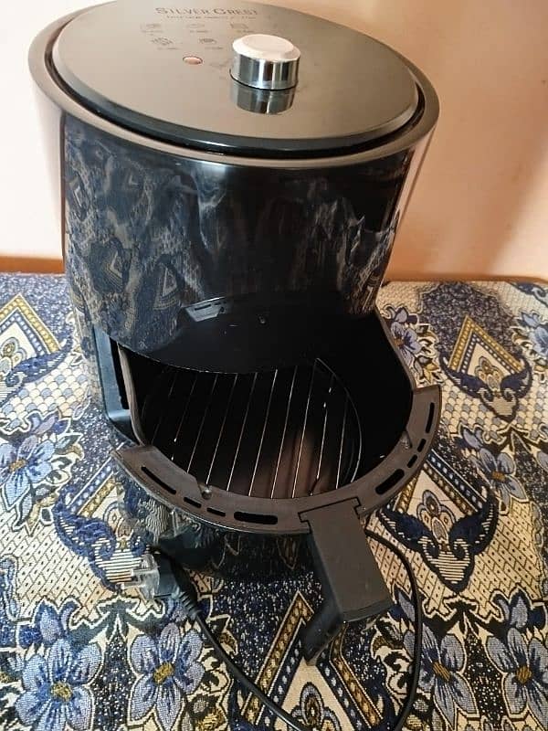 Air fryer 4