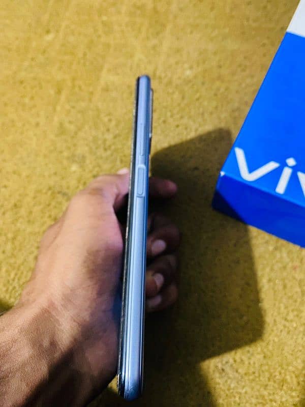 VIVO Y20 3