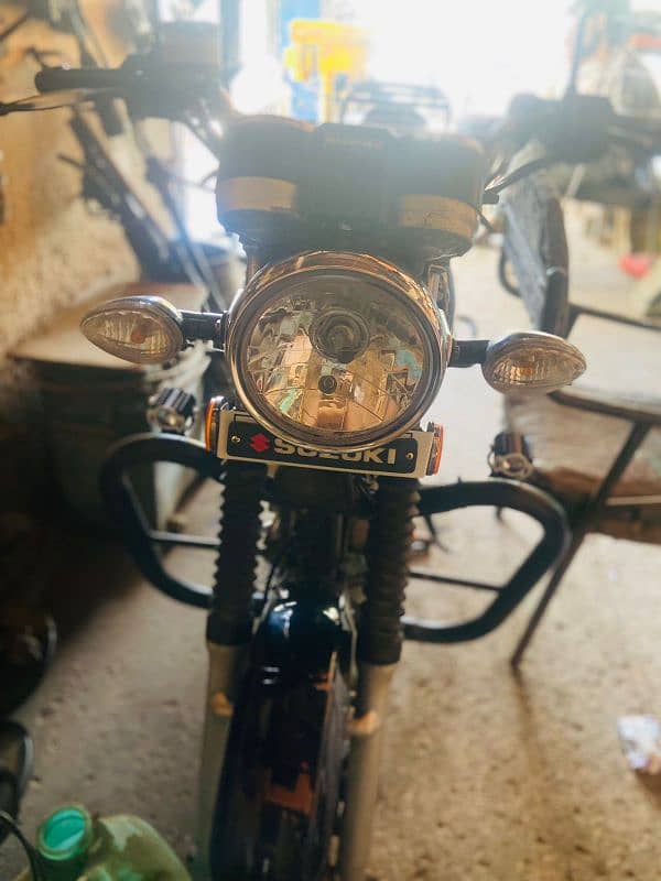 Suzuki GS 150 0