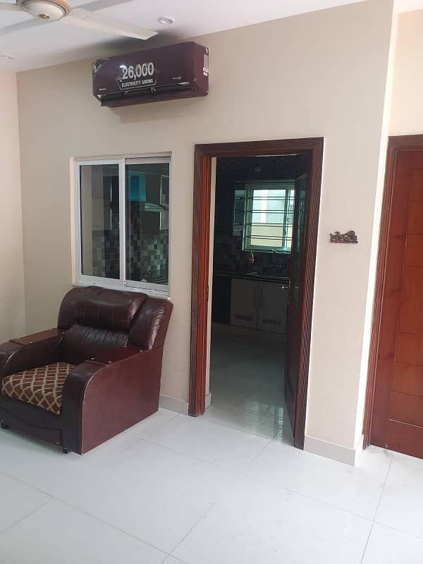 10 MARLA FULLY FURNISHED LOWER PORTION FOR RENT 2