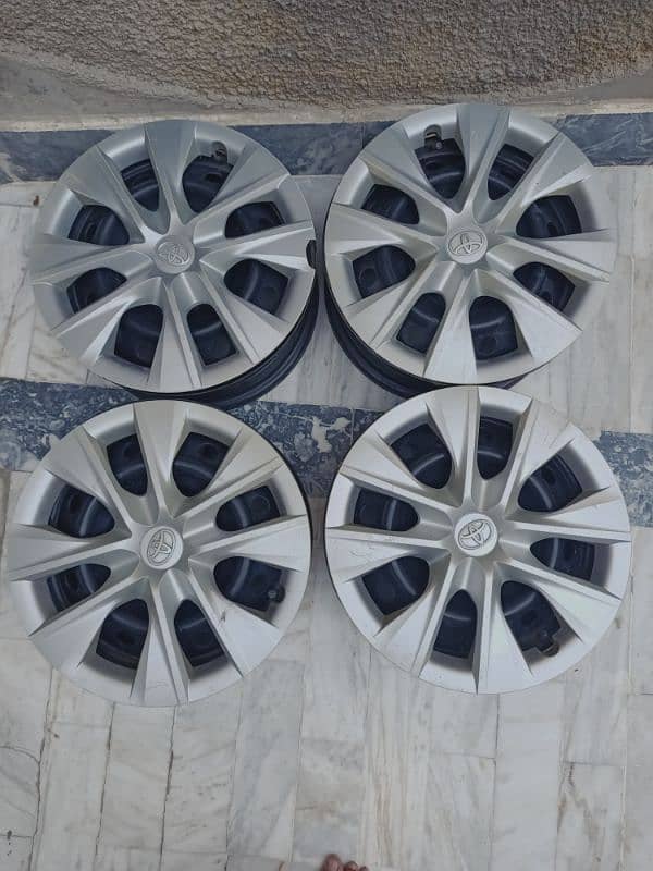 Toyota Corolla Gli Stepnies (Rims) 1