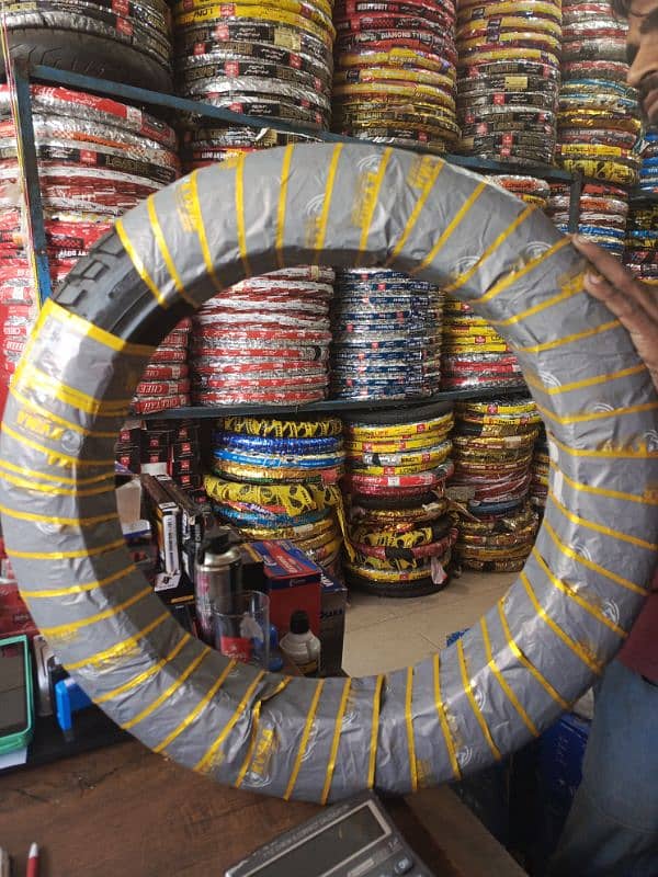 100.90. 18 kuma Vietnam new 150 bikes tube less tyres 2