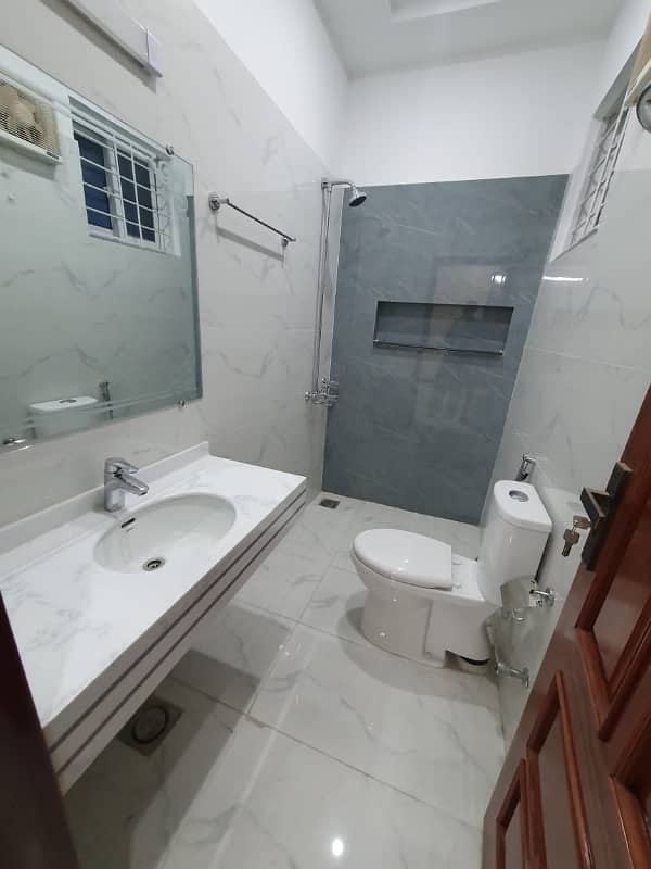 14 Marlas Tile Flooring Upper Portion With Servant Near Market &Amp; Park G-13/4 23