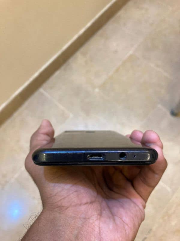 Infinix Hot 10i 3