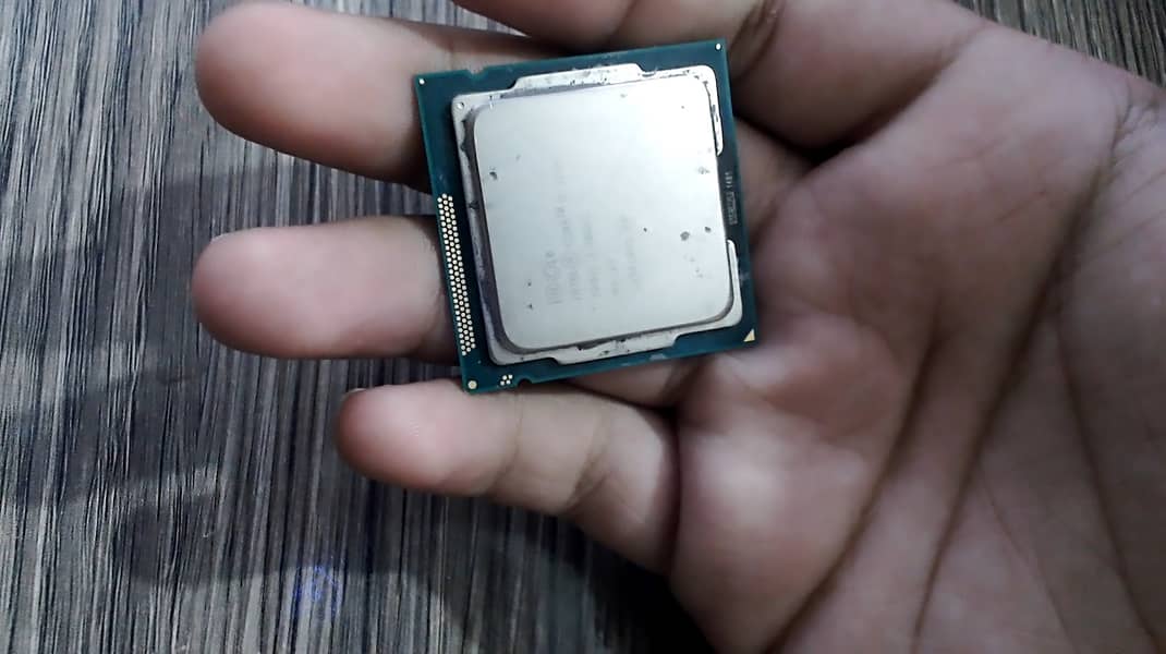 Core i3 3rd gen 3.30ghz/2 cores a 4 threads/ in best condition 2