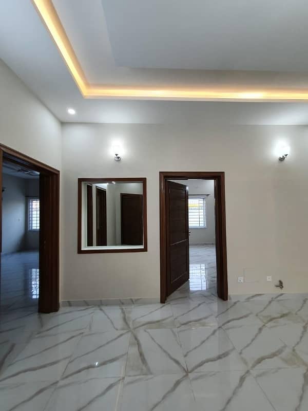 7 Marlas New Ground Floor With Gas & Boring Near Park and Market G-13/2 1