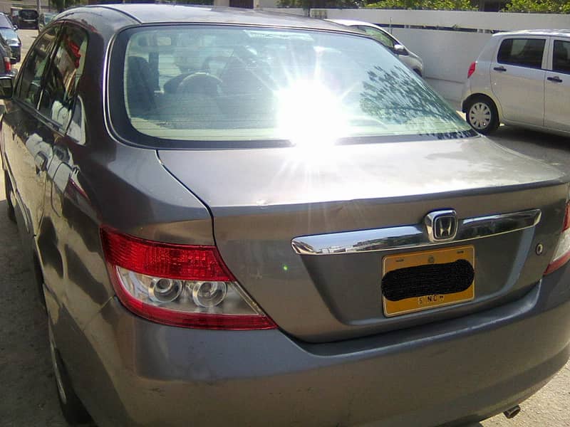 HONDA CITY IDSI MODEL 2005 GREY METALLIC COLOUR BEHTREEN CONDITION 3