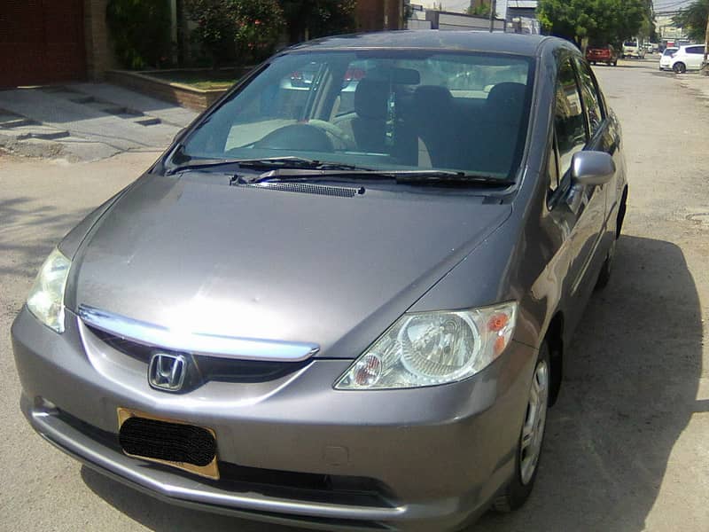 HONDA CITY IDSI MODEL 2005 GREY METALLIC COLOUR BEHTREEN CONDITION 12