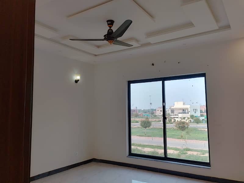 10 Marla Like a New Upper Portion Is Available For Rent In Chambelli Block Bahria Town Lahore 9