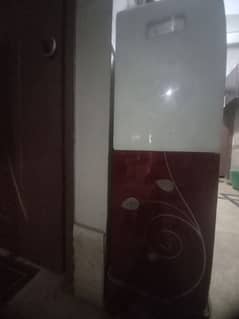 Haier water dispensar 0