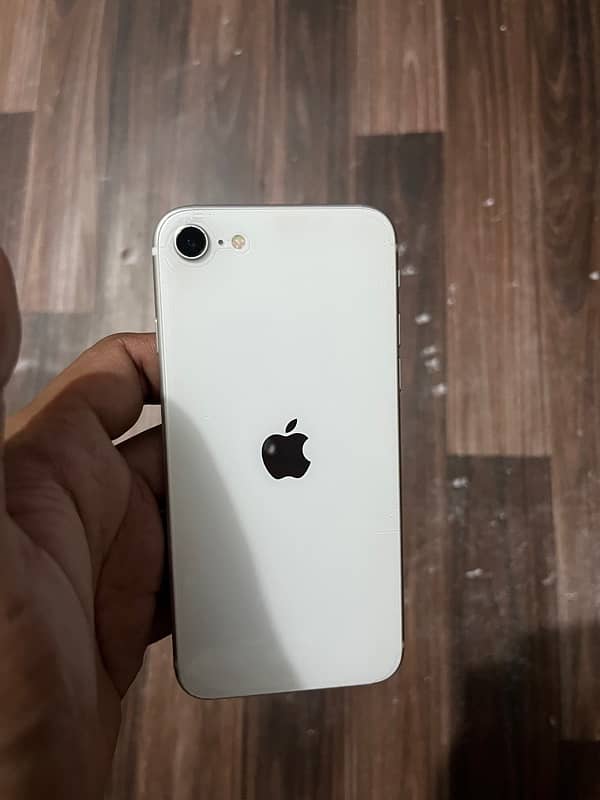 iphone se 128gb pta approved 10/10 03224247516 1