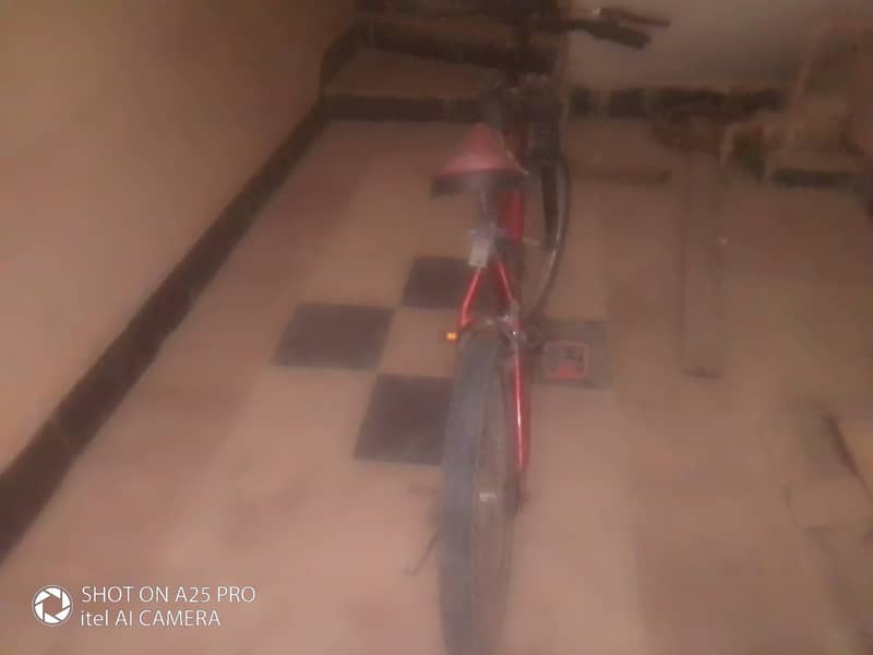 Good condition bike cycle and 15 years child 1