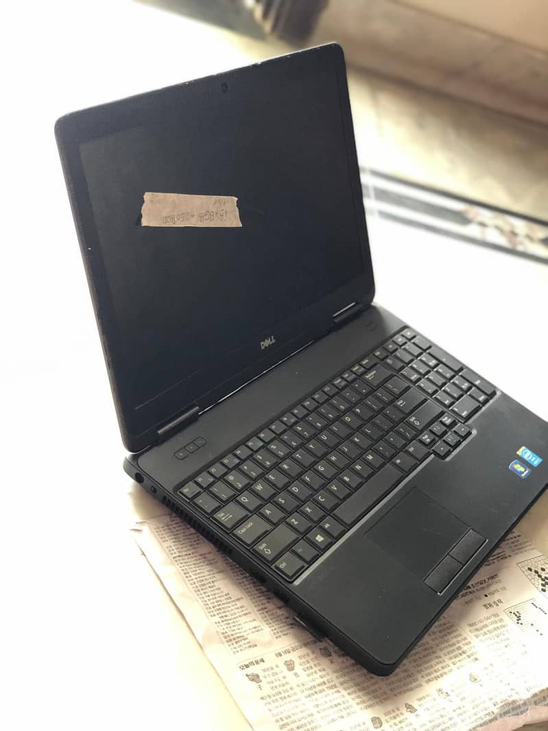 Dell Latitude 5500 4th Gen 3