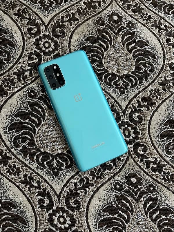 one plus 8t 12+256 original waterpack granted orignl back imei prntd 5