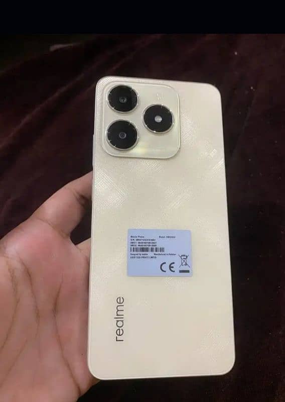 Realme c61 6/128 2