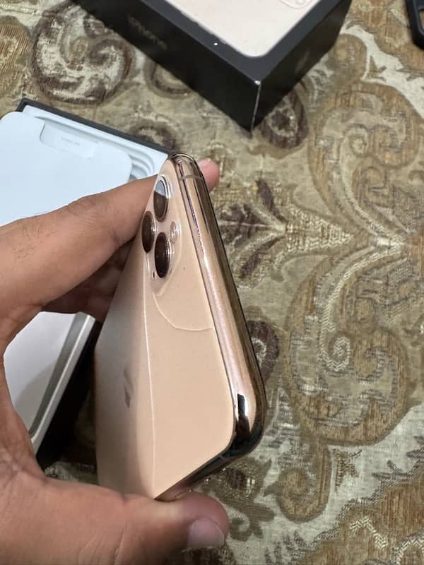 Iphone 11 promax 64Gb PTA Approved HK Model 6