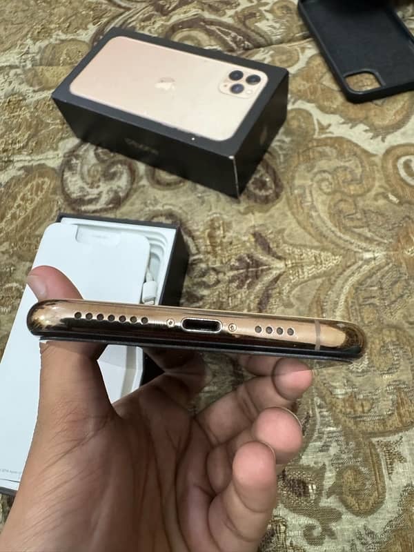 Iphone 11 promax 64Gb PTA Approved HK Model 7