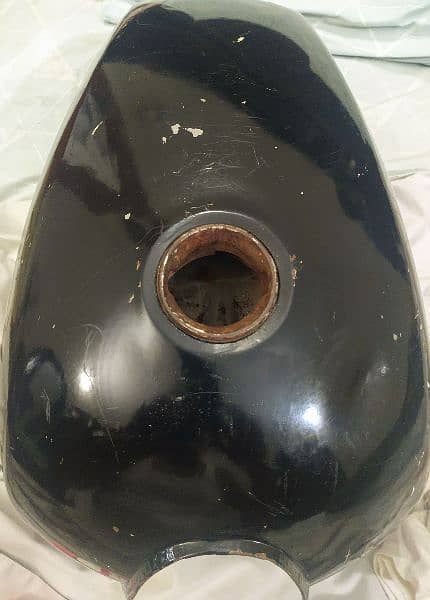 Suzuki 150  Fuel Tank Low Price 2