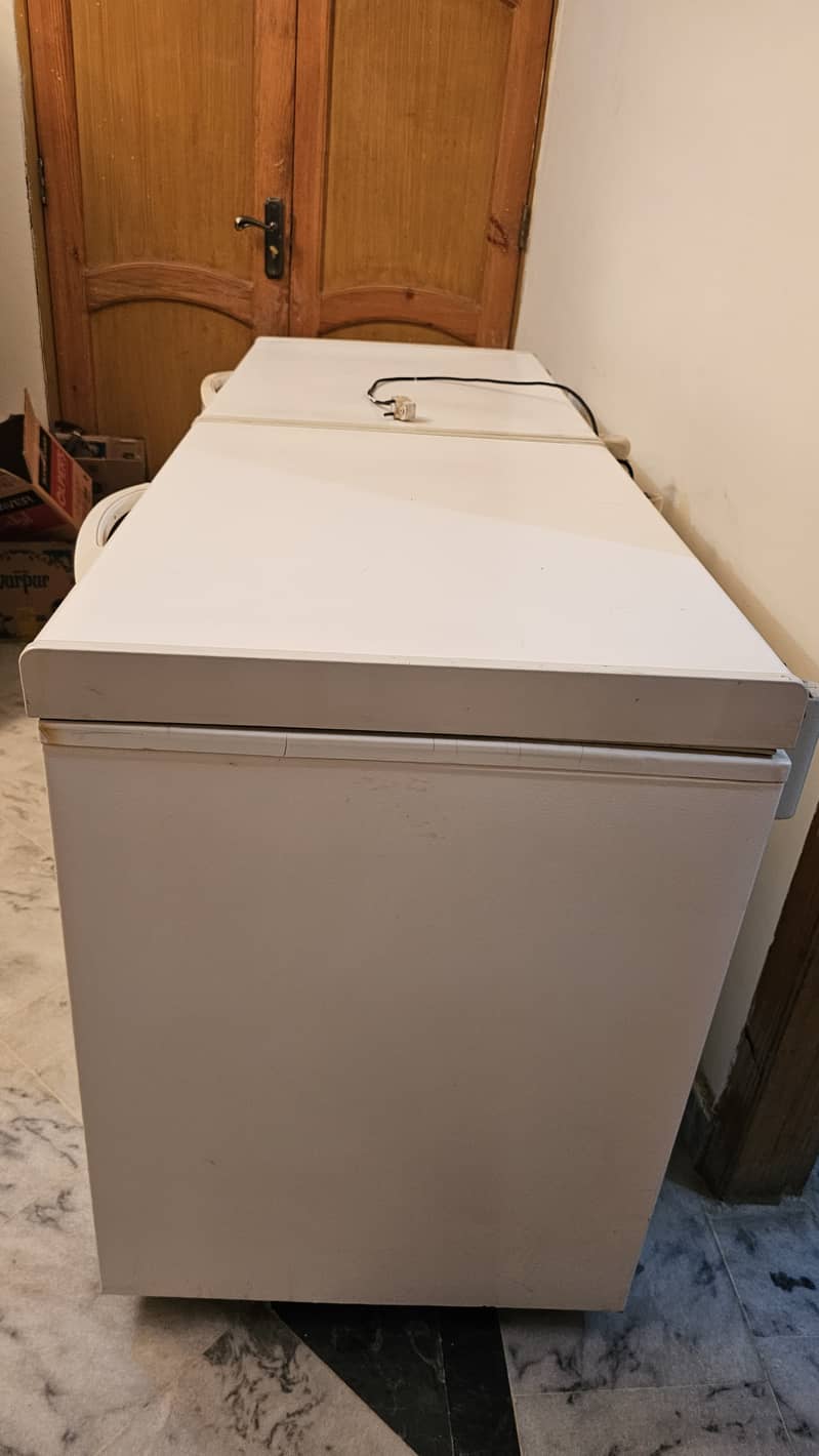 Waves Deep freezer and fridge (deluxe model) 4