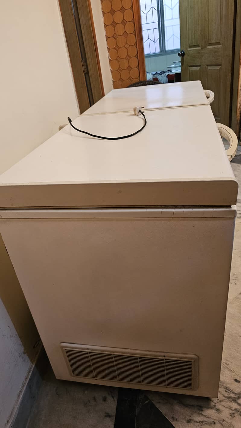 Waves Deep freezer and fridge (deluxe model) 6