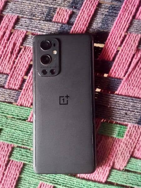 One Plus 9Pro 5G 0