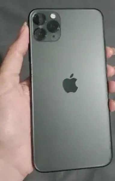 iphone 11 pro max jv water pack 10/10 condition 82% BH 0