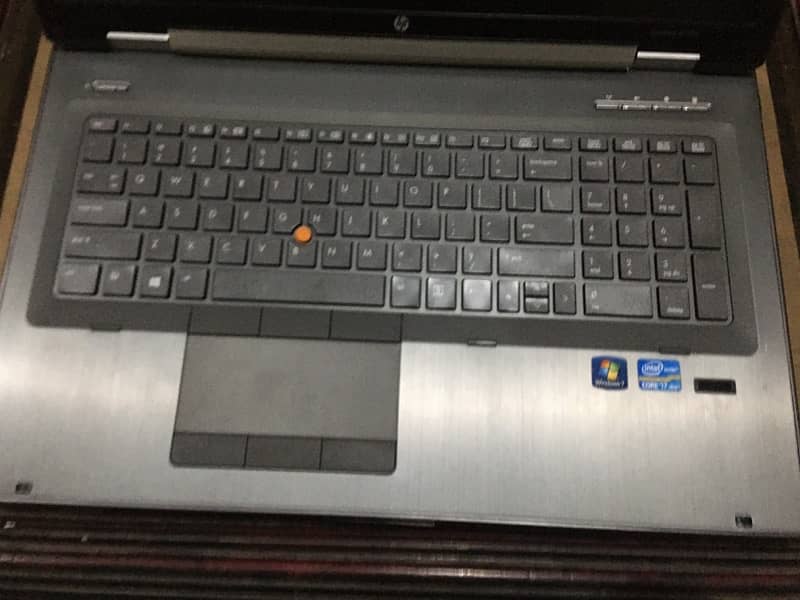 hp i7 laptop, 4 gb graphic card ,elitebook , workstation 8770w 1