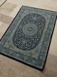 Rug with 8/10 condition