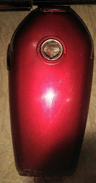 Honda 125 Fuel Tank 0