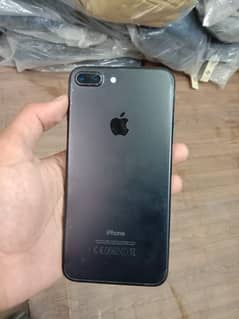 I phone 7 plus pta proved 32 gb storage