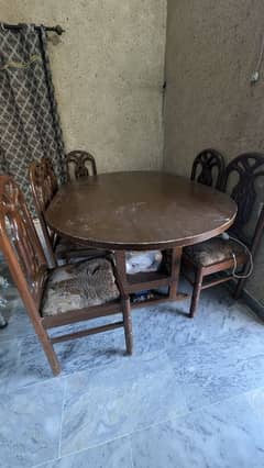 Dinning table with chairs