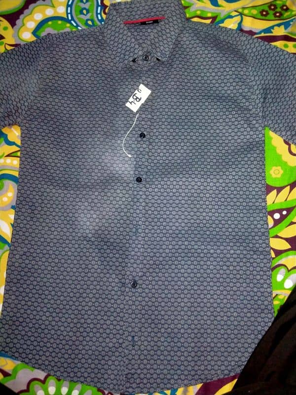 Dotted Pattern gray Shirt (medium) 2