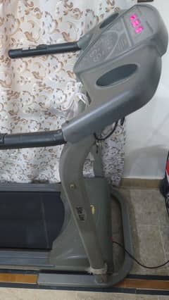 Treadmill Fine Condition