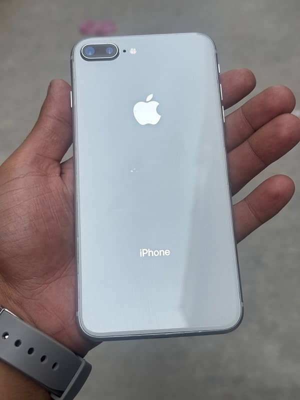 iphone 8 plus 3