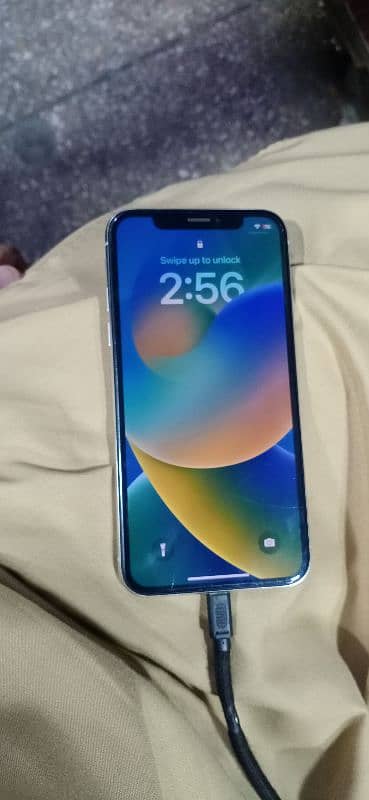 iphone x 64 gb btre 100 jv pta aprovt all ok fac id ok true tone on h 0