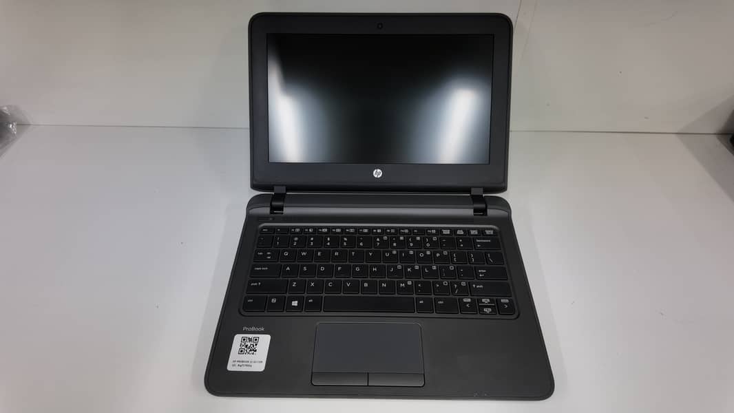 HP Probook 11-G2 11.6 HD Touch-Screen Business Laptop | i3 6th Gen 8G 5