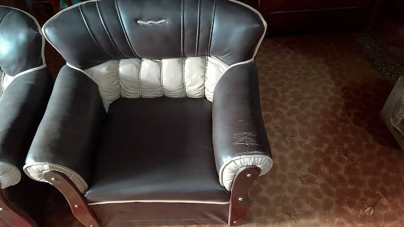 sofa for sale in kda kohat 4