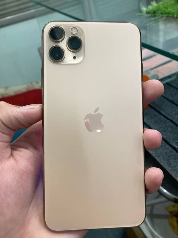 IPHONE 11 promax 1