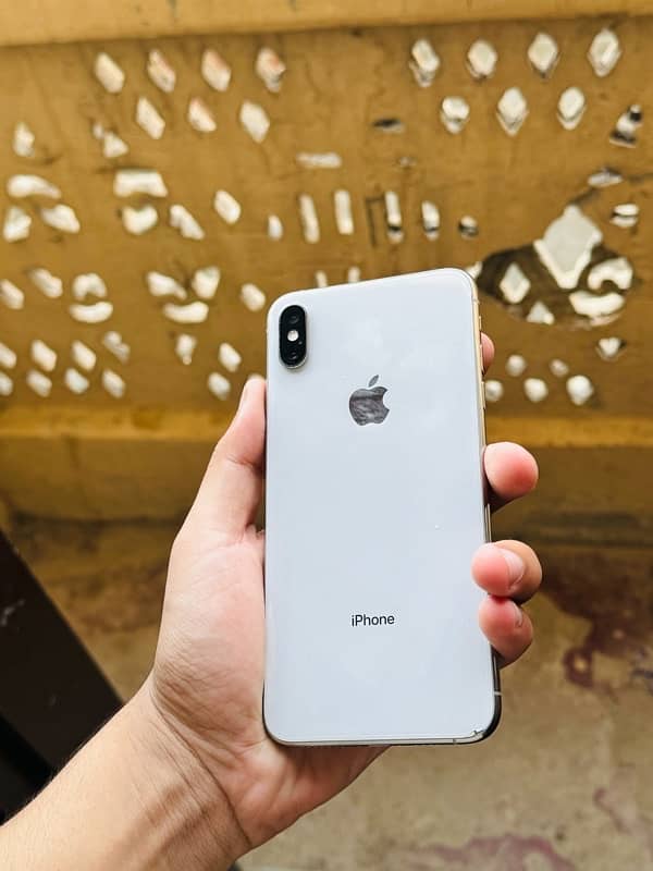 Iphone xs max Pta approved 64gb 1