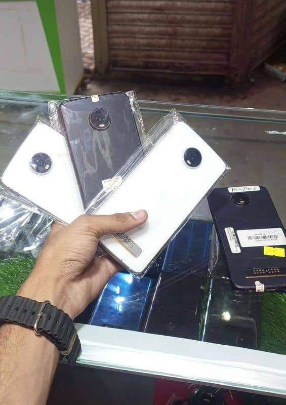 MOTO Z4 (4/128) ORIGINAL USA STOCKS APPROVED CN: 03186414811 4